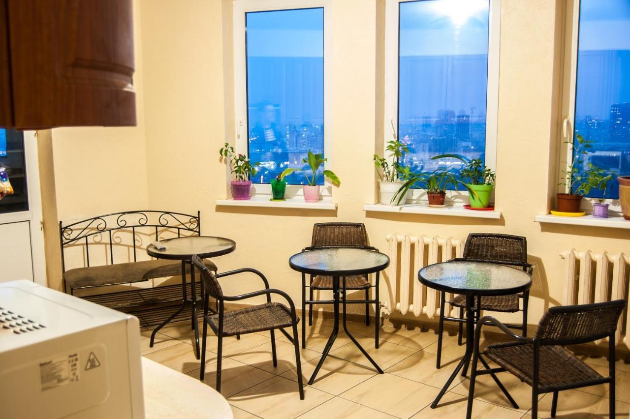 Saperka Hostel Kiev Bagian luar foto