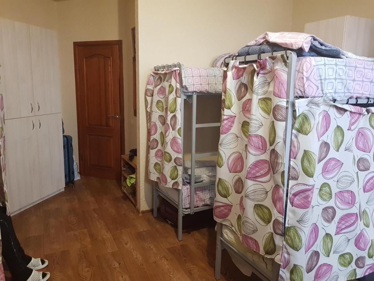 Saperka Hostel Kiev Bagian luar foto